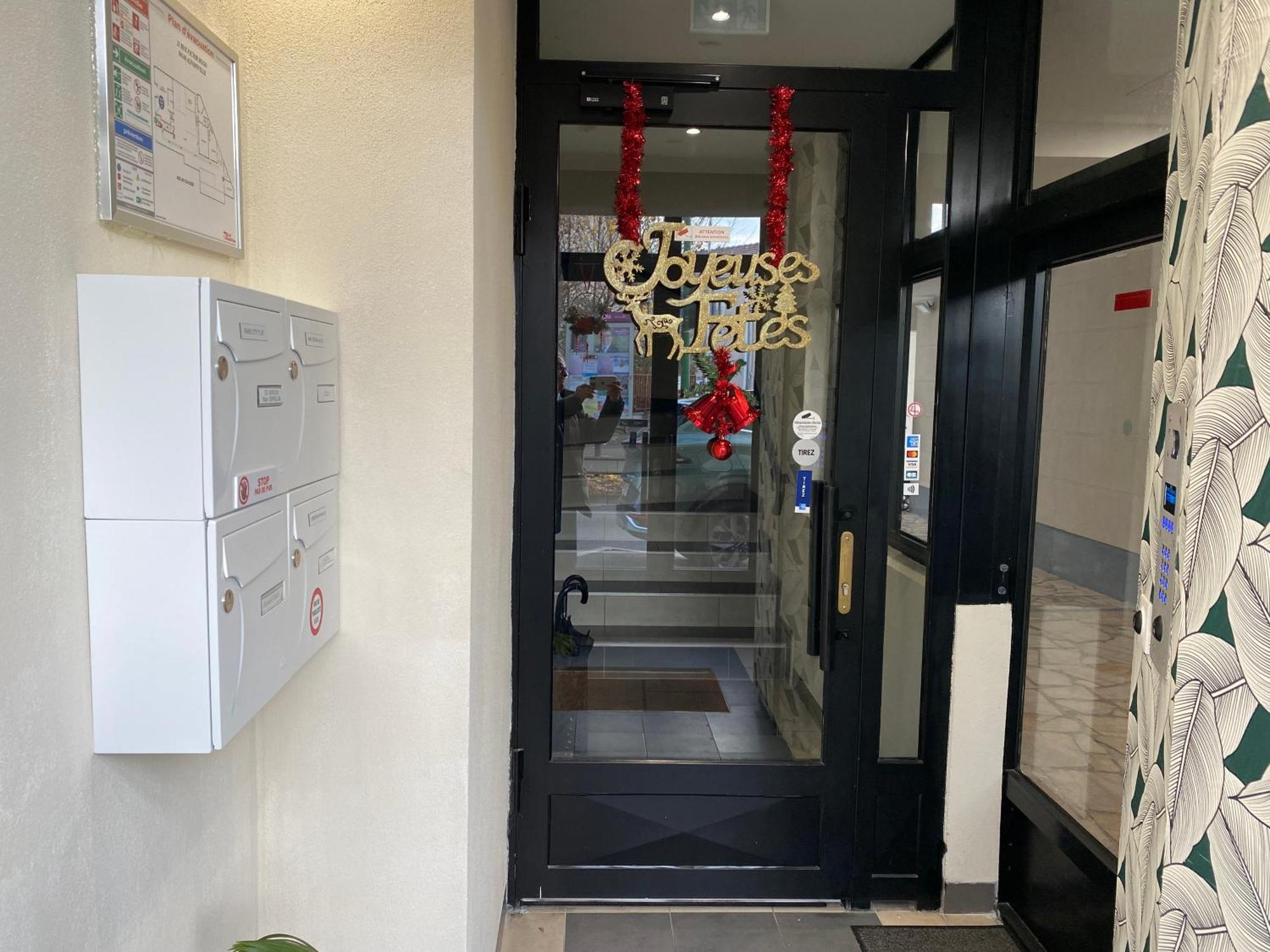 Paris City Flat 80 M Carree Appt 104 F4 Grd Paris アルフォールヴィル エクステリア 写真